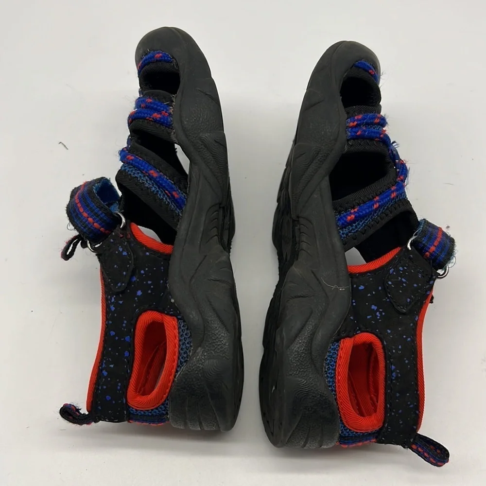 M.A.P. Water Shoes with Closed Toe size 13